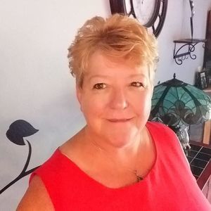 Meet your Posher, Debra